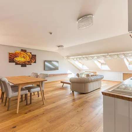Apartmán Wellness Republika 24 *