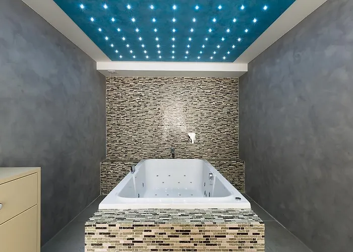Appartamento Wellness Republika 24 *