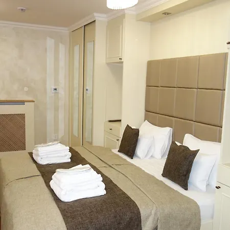 Wellness Republika 24 بلزن